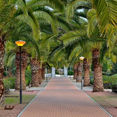 Seafront Floor Apartment Benalmádena