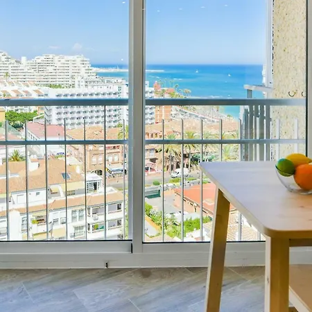 Seafront Floor Apartment Benalmádena